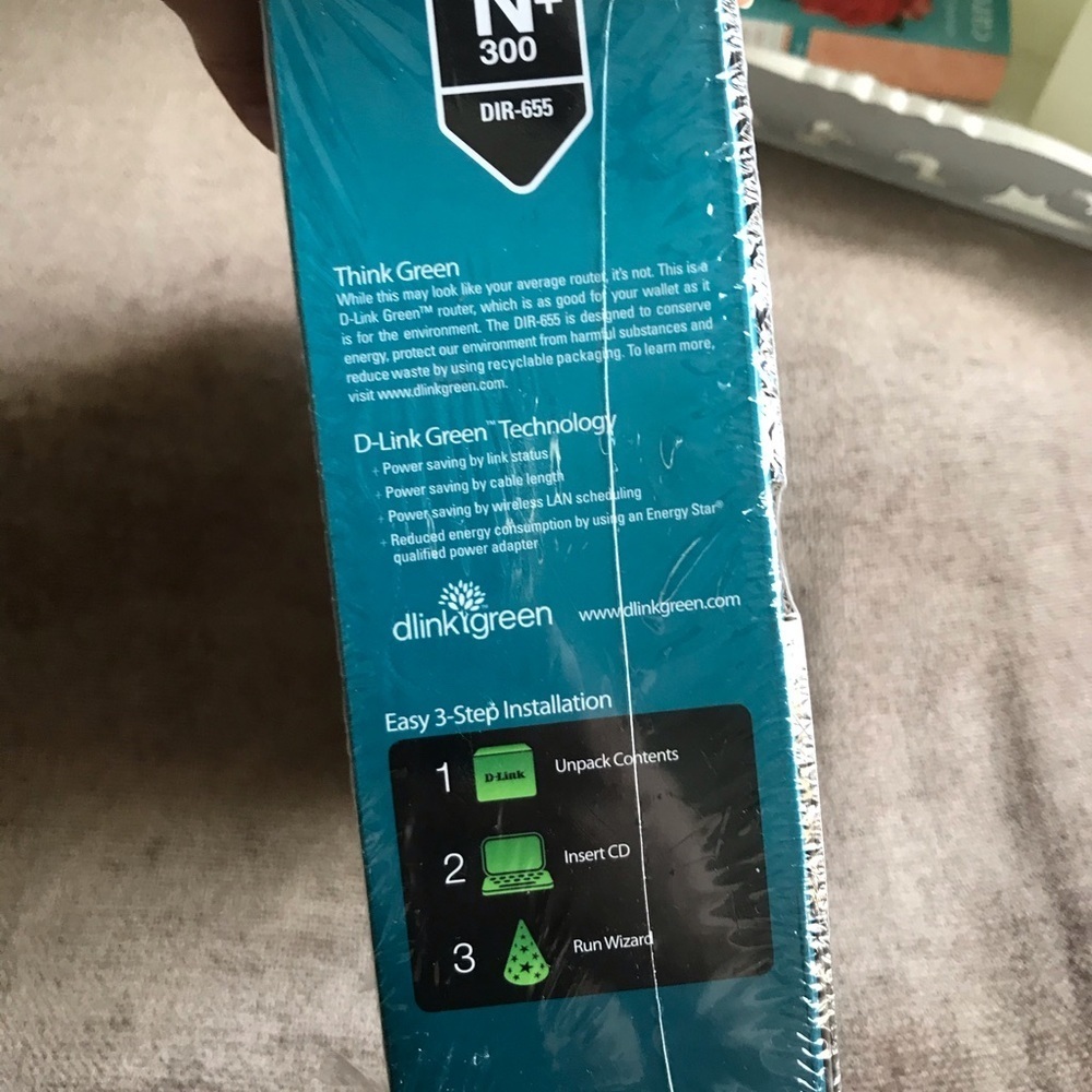 NWT D-Link Wireless Router (DIR-655) - Picture 6 of 7